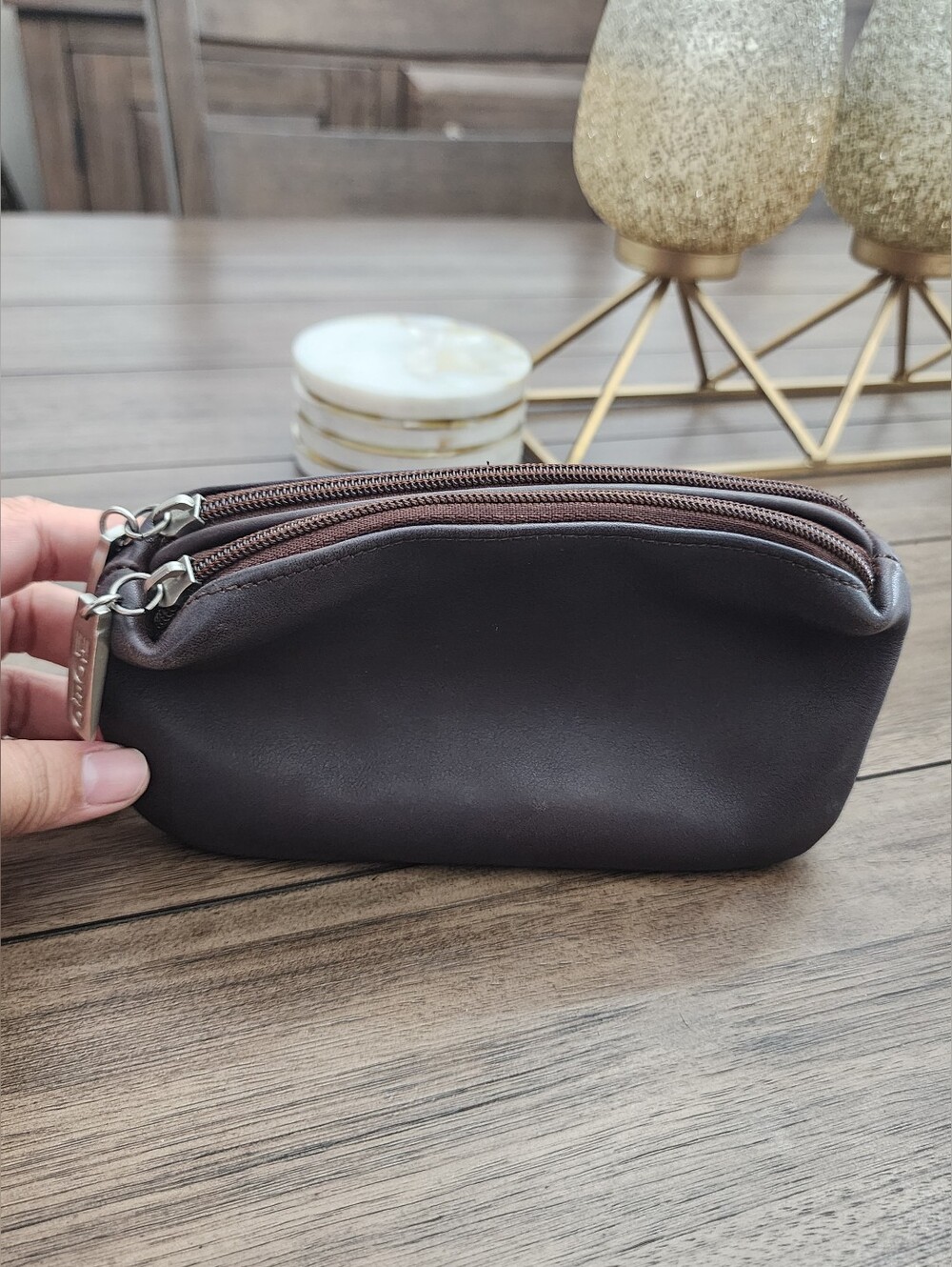 HOBO Brown Leather Zip Cosmetic Pouch-vintage
